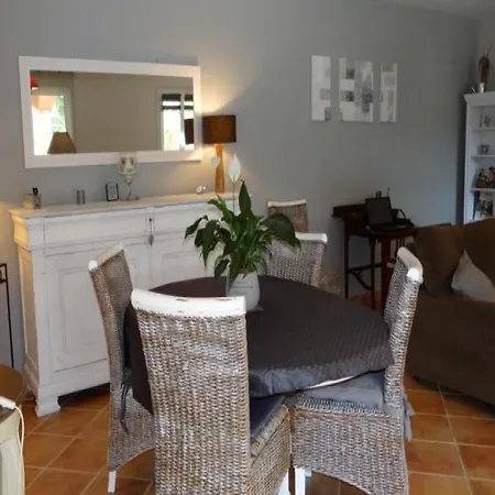 Nocea Villa *